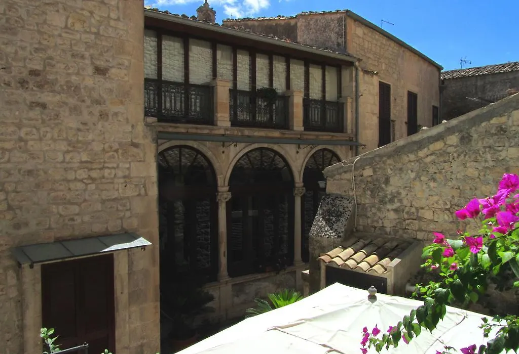 Palazzo Santa Rosalia-1