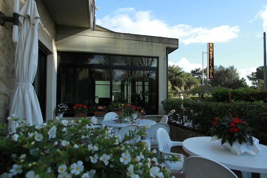 Hotel Montecarlo-1