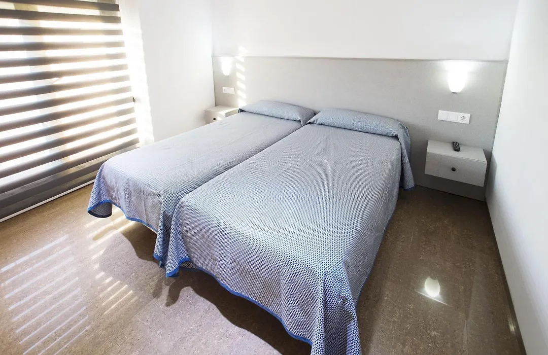 Hostal Drassanes-1