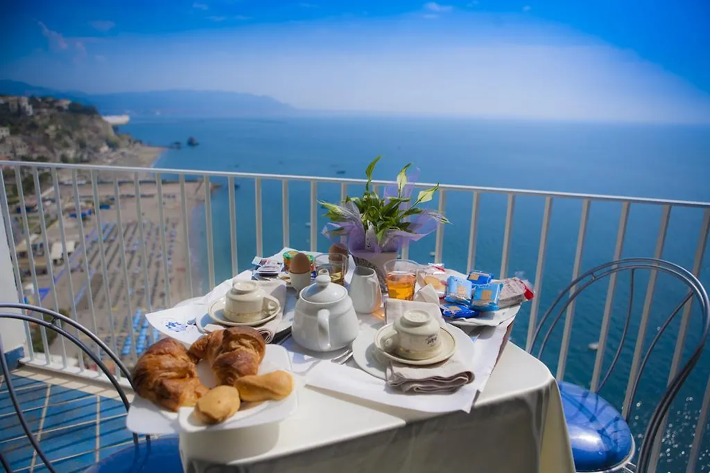 Hotel Voce del Mare-1