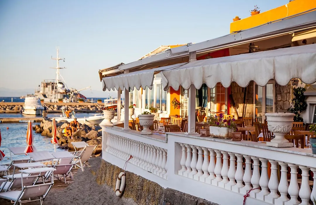 Hotel La Sirenella-1