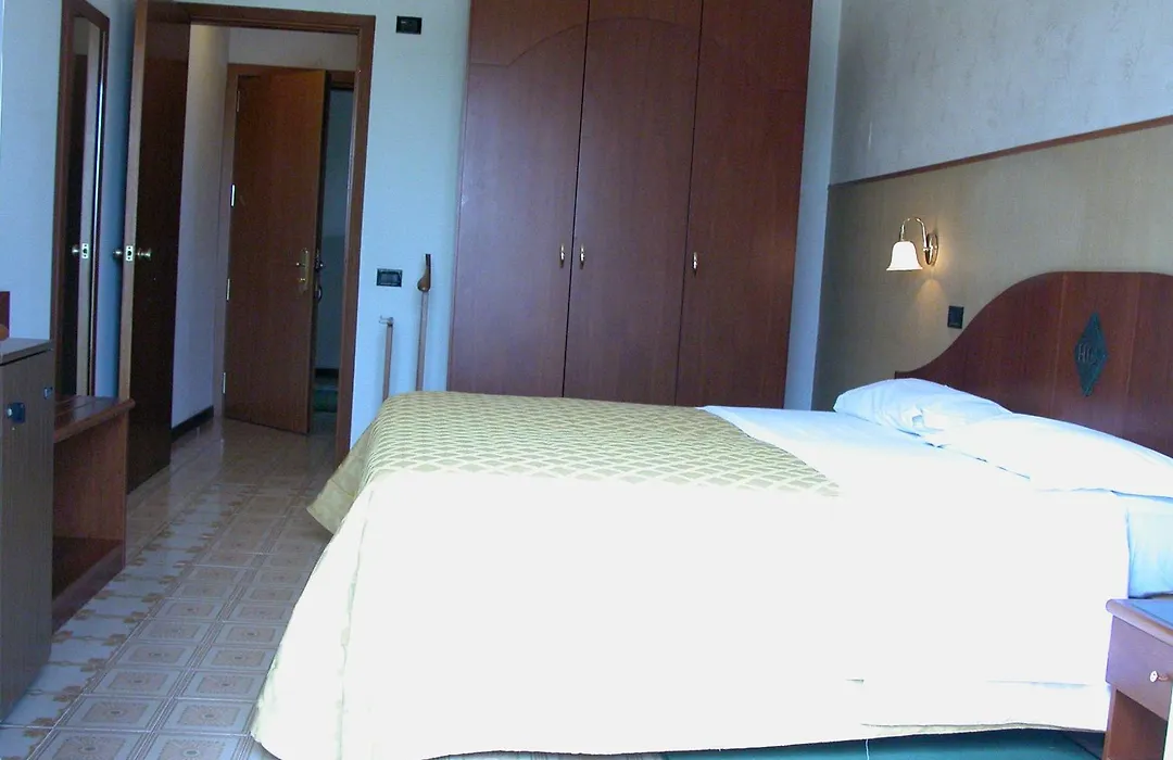 Hotel Calabresi-1