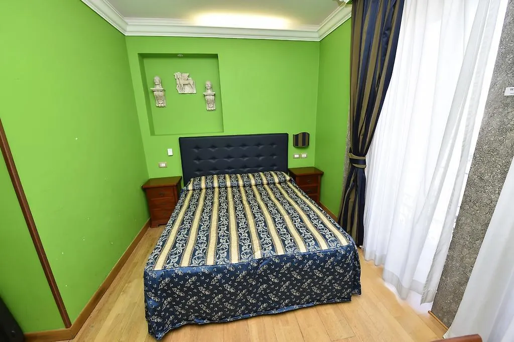 Hotel Augustus-1