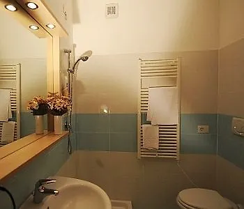 Residence Lorenzo Da Viterbo-1