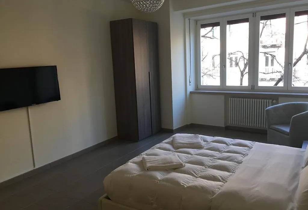 3Jolie Rooms-1