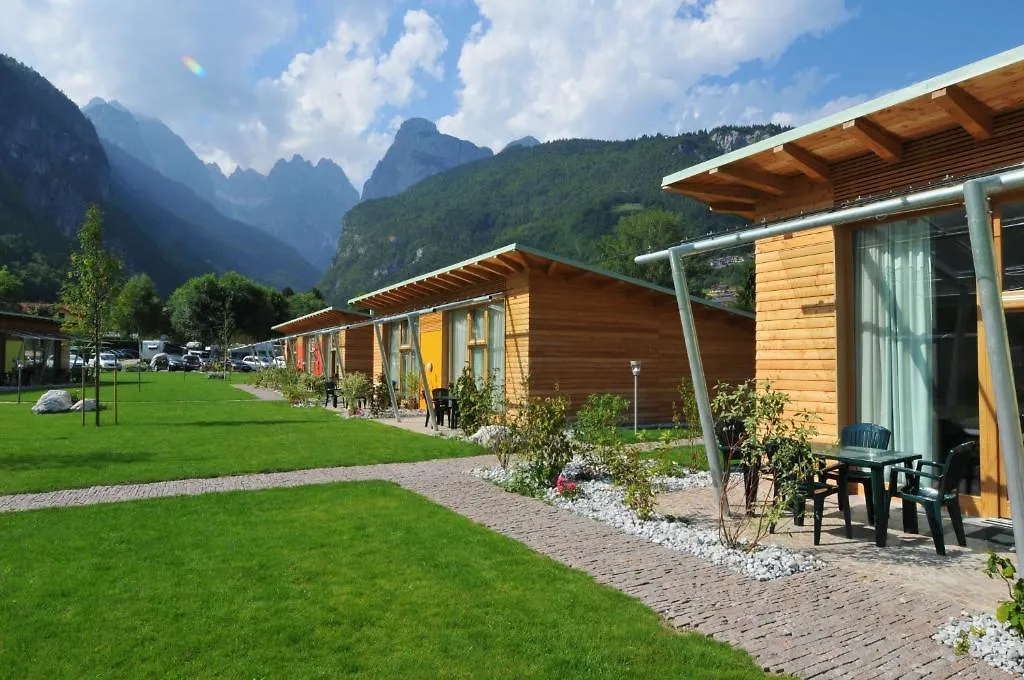 Bungalows Chalets Lago di Molveno-1