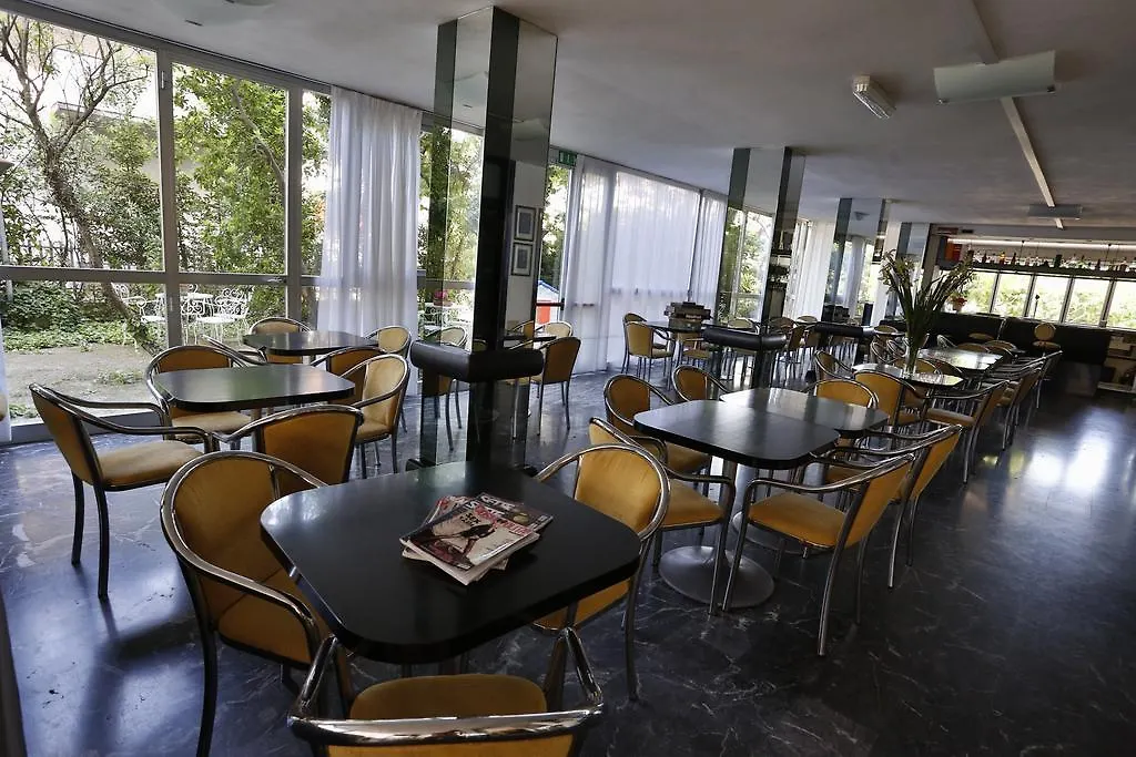 Hotel Rondinella-1