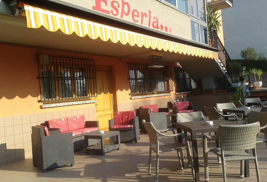 Albergo Esperia-1
