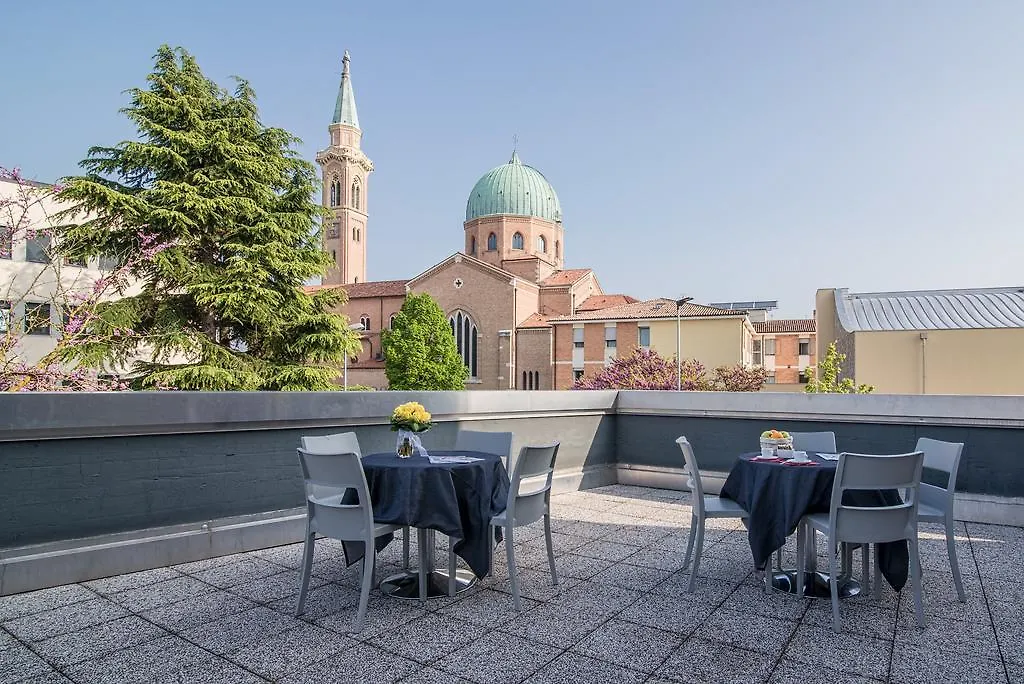 Casa Lucia Valentini Terrani-1