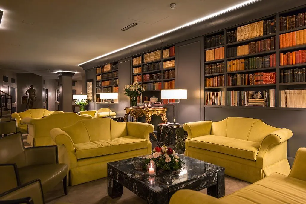 Hotel Beverly Hills-1