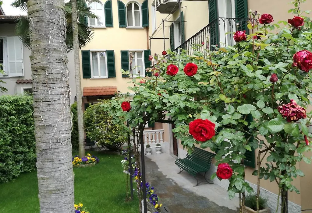 Casa Lari Stresa-1