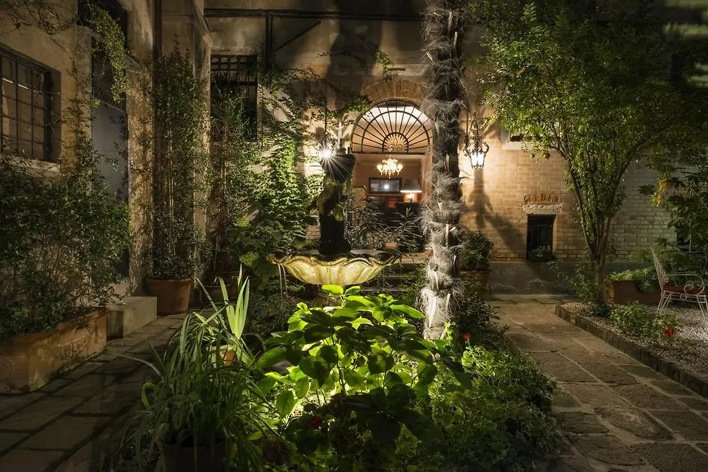 La Residenza 818-1