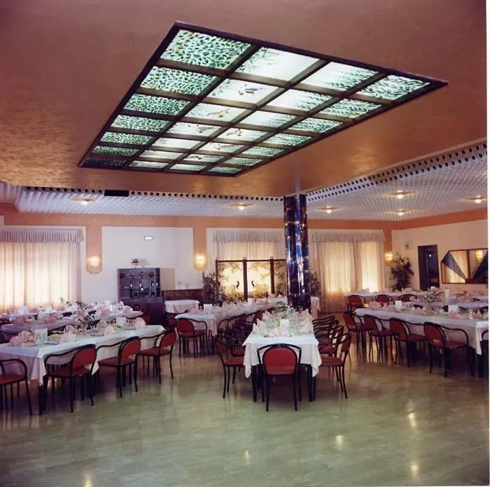 Motel Forum-1