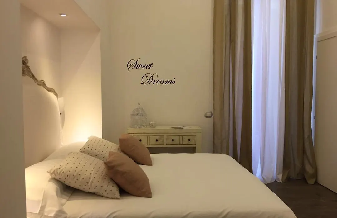 B&B Central Station Suite-1