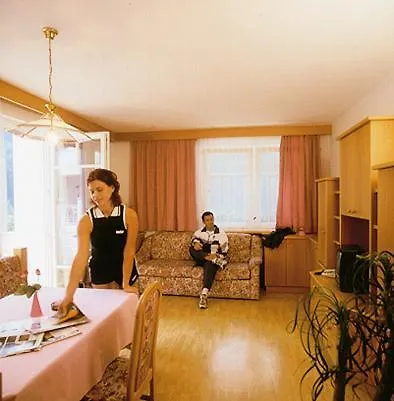 Hotel Residence Lorenz-1