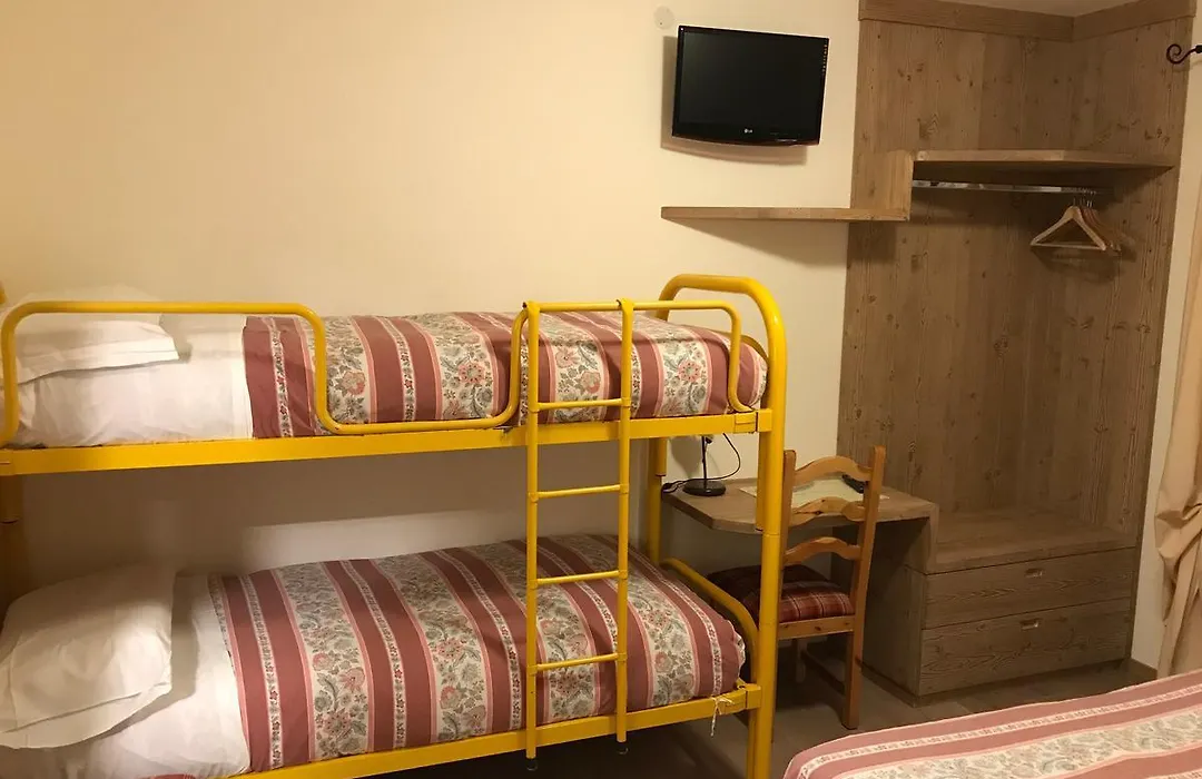 Hotel Piccolo Mondo-1