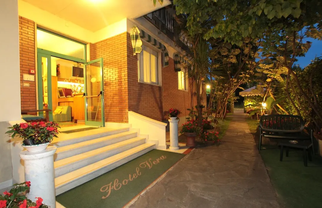 Hotel Vera-1
