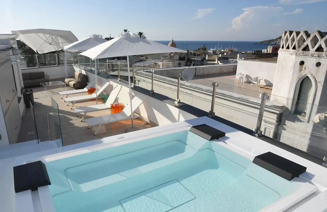 White 1903 - Rooftop Pool & Luxury Rooms-1