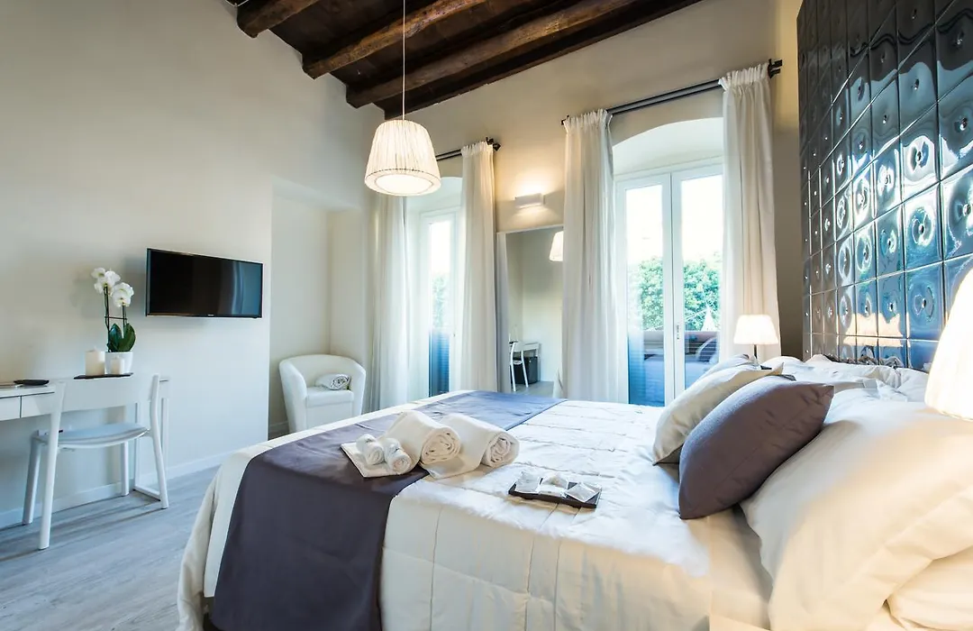 Luxuryenne-1