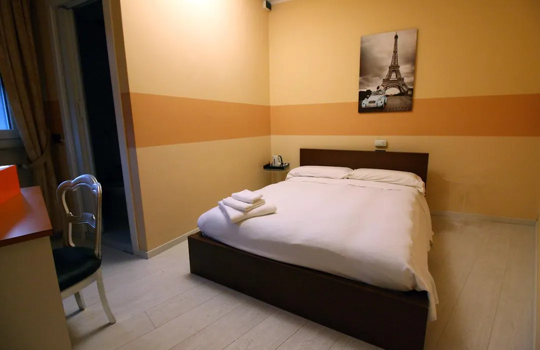 Albergo Ristorante La Bussola-1