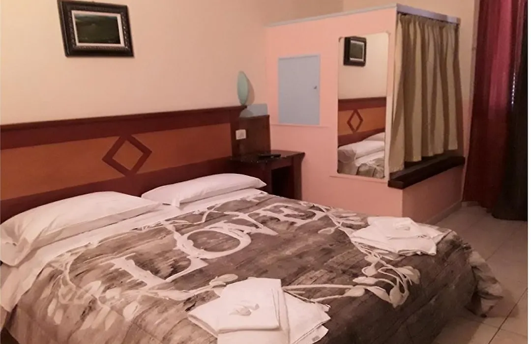 Hotel Maida-1