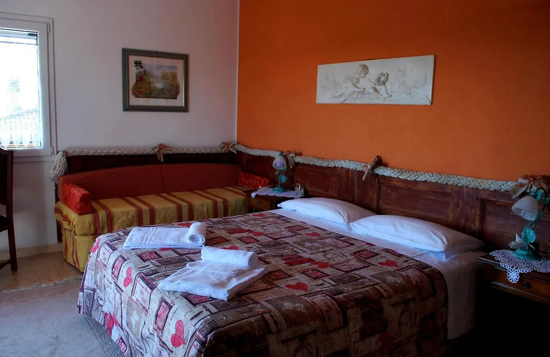 Red Fenice-1