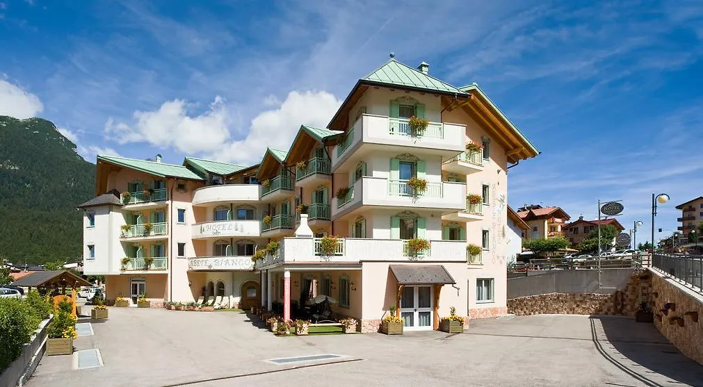 Hotel Abete Bianco-1