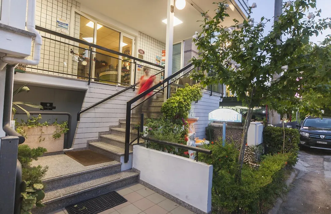 Hotel Latini-1