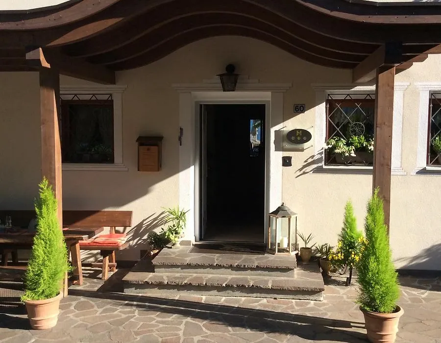 Hotel Garni Paler-1
