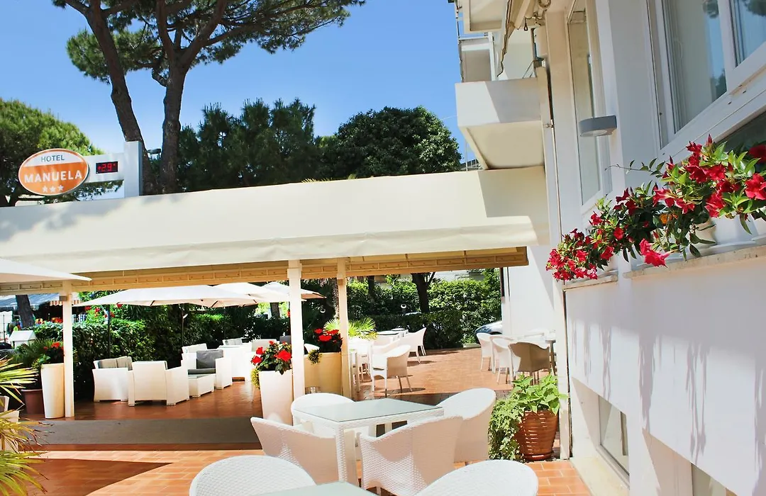 Hotel Manuela-1