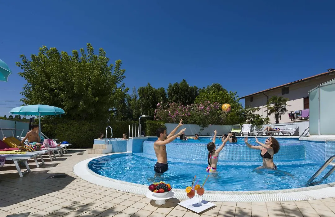 Hotel Albicocco-1