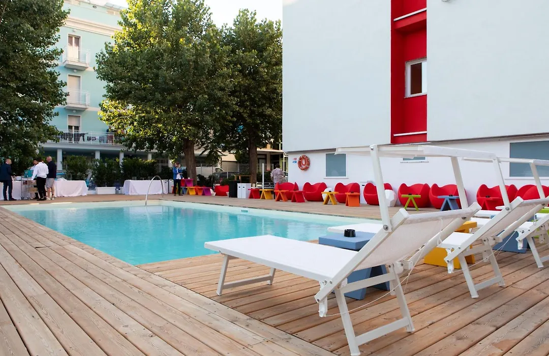 Hotel Rainbow ***S-1