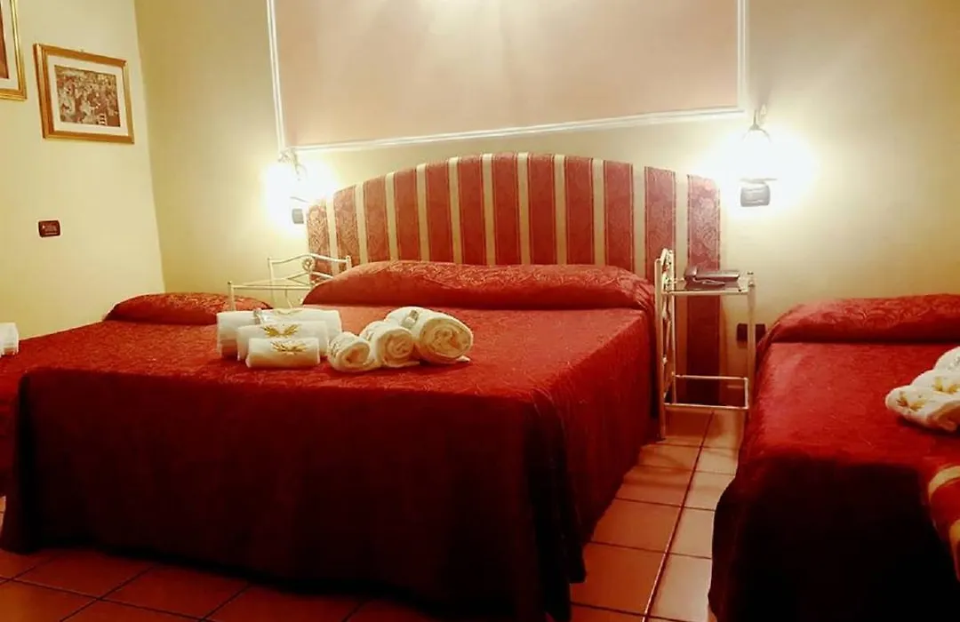 Hotel Sicilia-1
