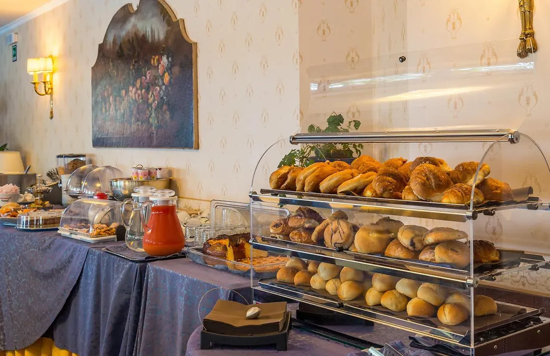 Hotel Columbus sul Lago-1