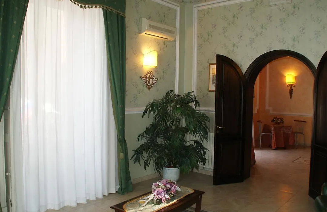 Hotel Gresi-1