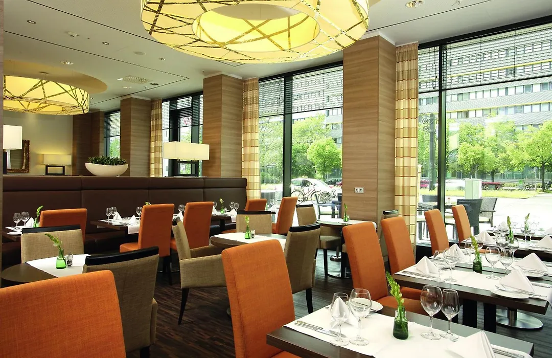 H4 Hotel Berlin Alexanderplatz-1