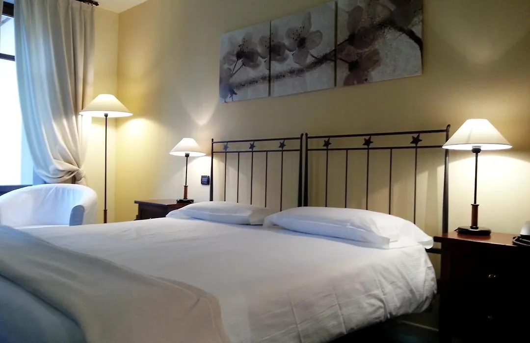 Hotel La Contrada-1