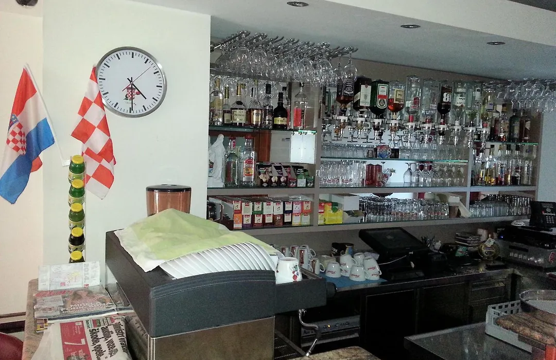 Hotel Croatia-1