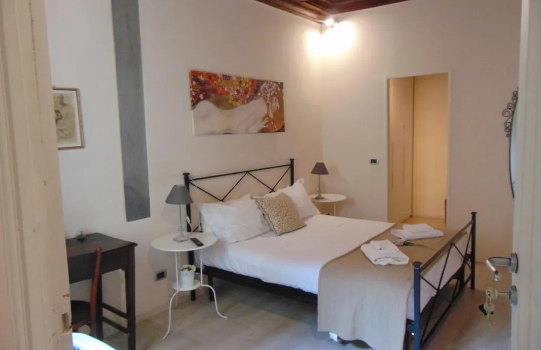 Bargello Guest House-1