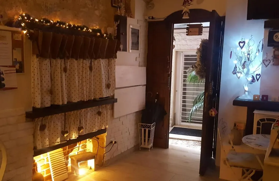B&B La Maison Del Borgo Antico-1