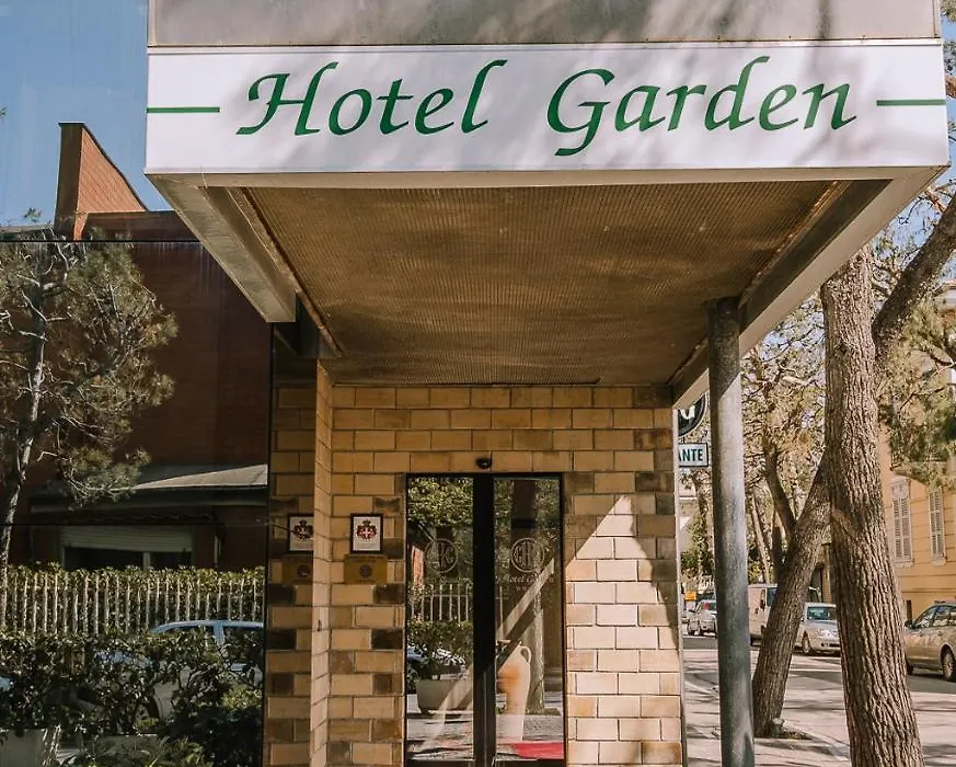 Hotel Garden-1