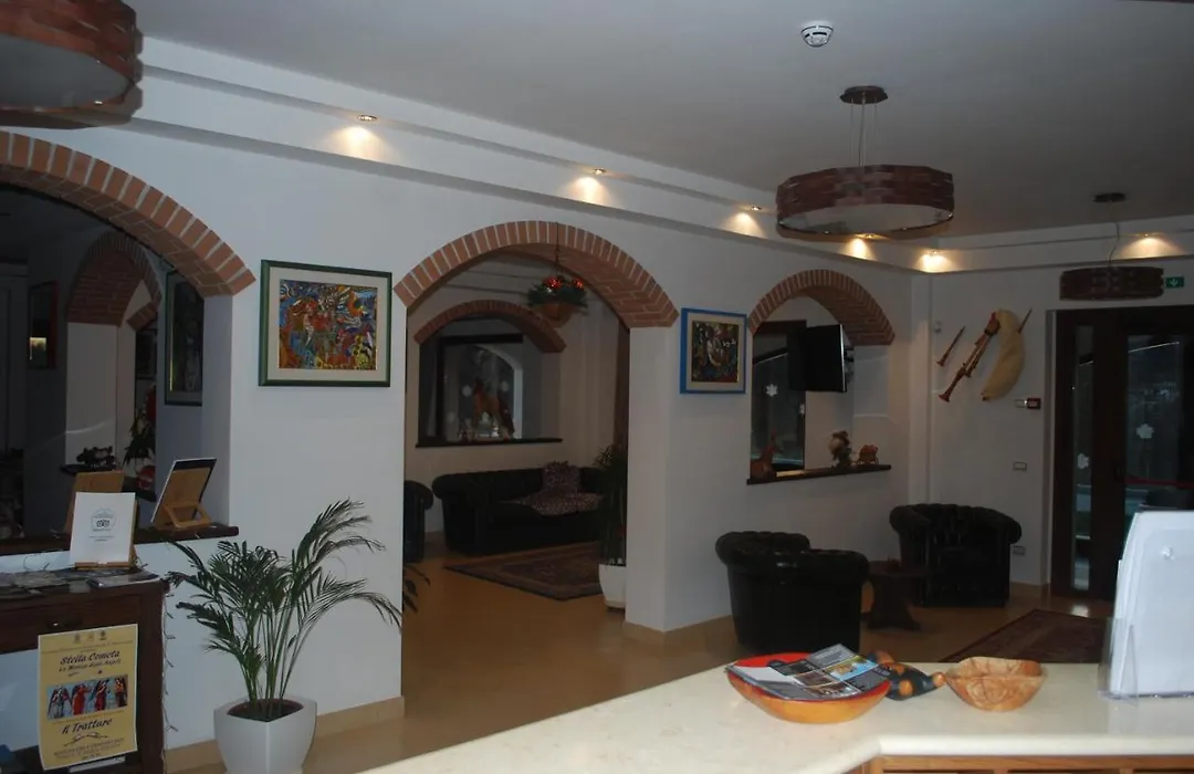 Hotel Il Bucaneve-1