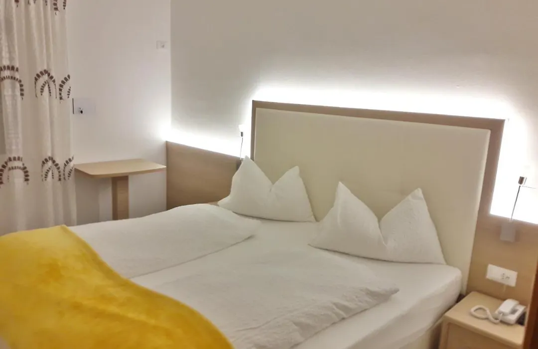 Hotel Lux-1