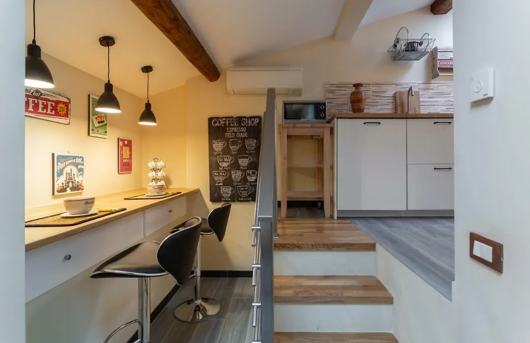 Le stanze di Carla! Con cucina e bagno privato-1