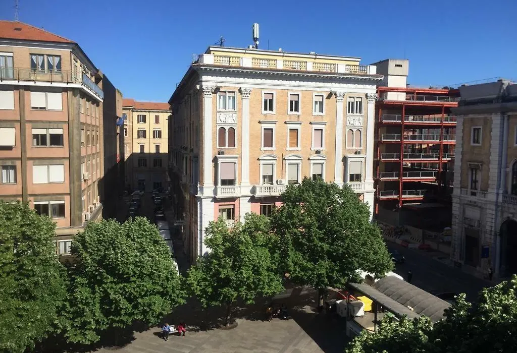 Roma Rooms-1