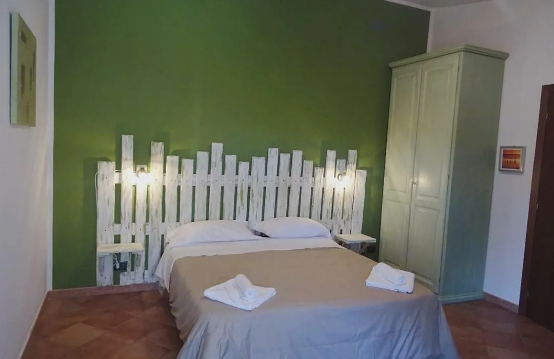 Clock'S House-1