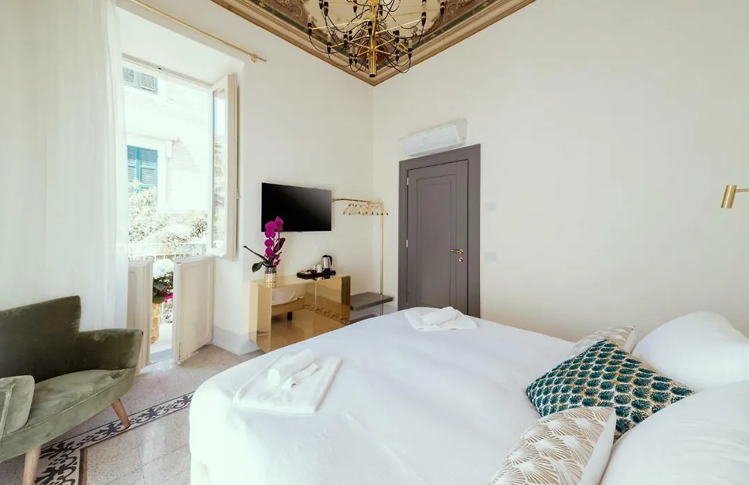 Palazzo dei Grifoni - Luxury Suites --1