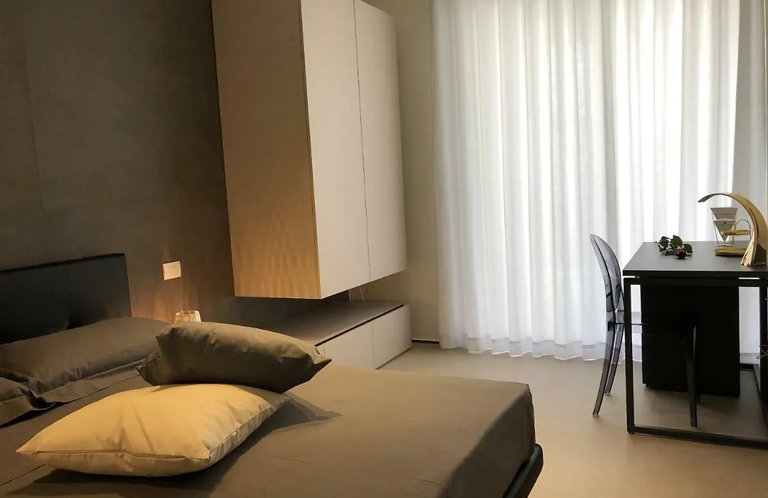 Golden Suites 50-1