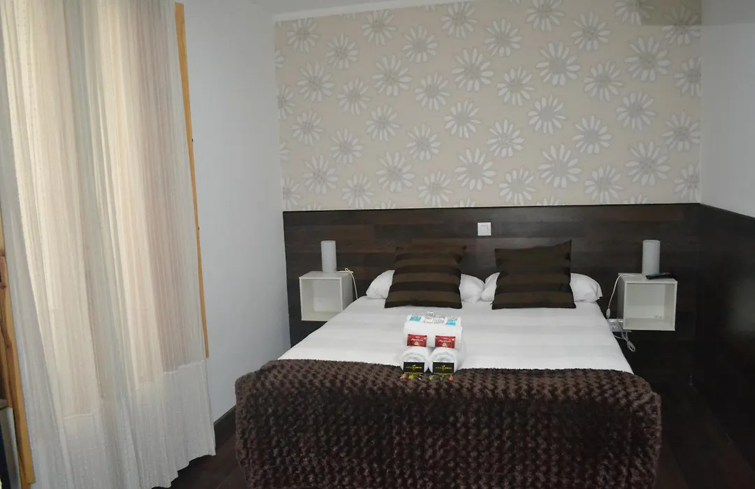 Hostal El Brezo-1