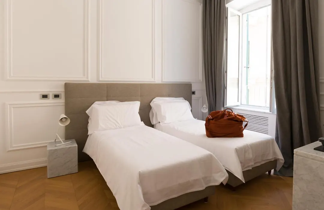 Via Chiodo Luxury Rooms-1